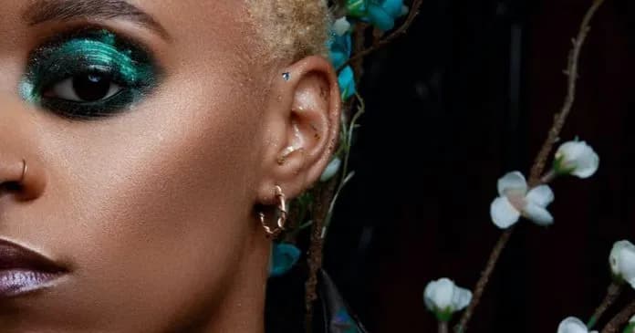 Jak złagodzić ból po przekłuciu ucha - skuteczne sposoby na ulgę